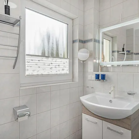 Ostseetrio Haus 2 - 08 公寓 *